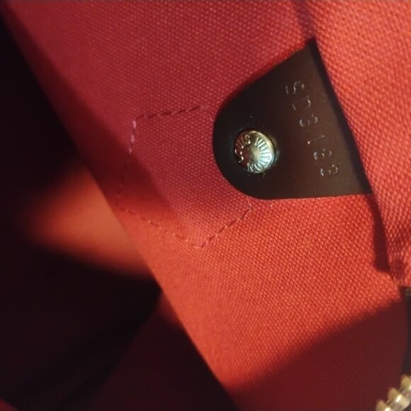 Purse - Picture 1 of 6